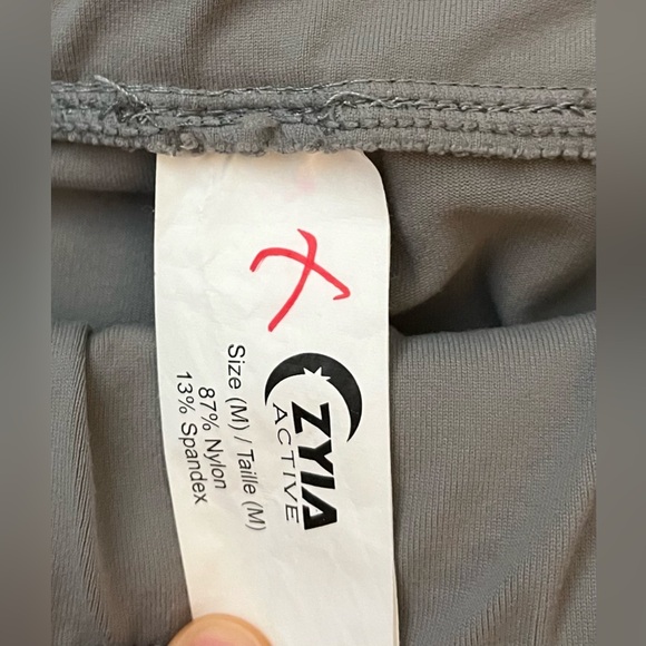 Zyia Active Nylon Joggers - Picture 7 of 10